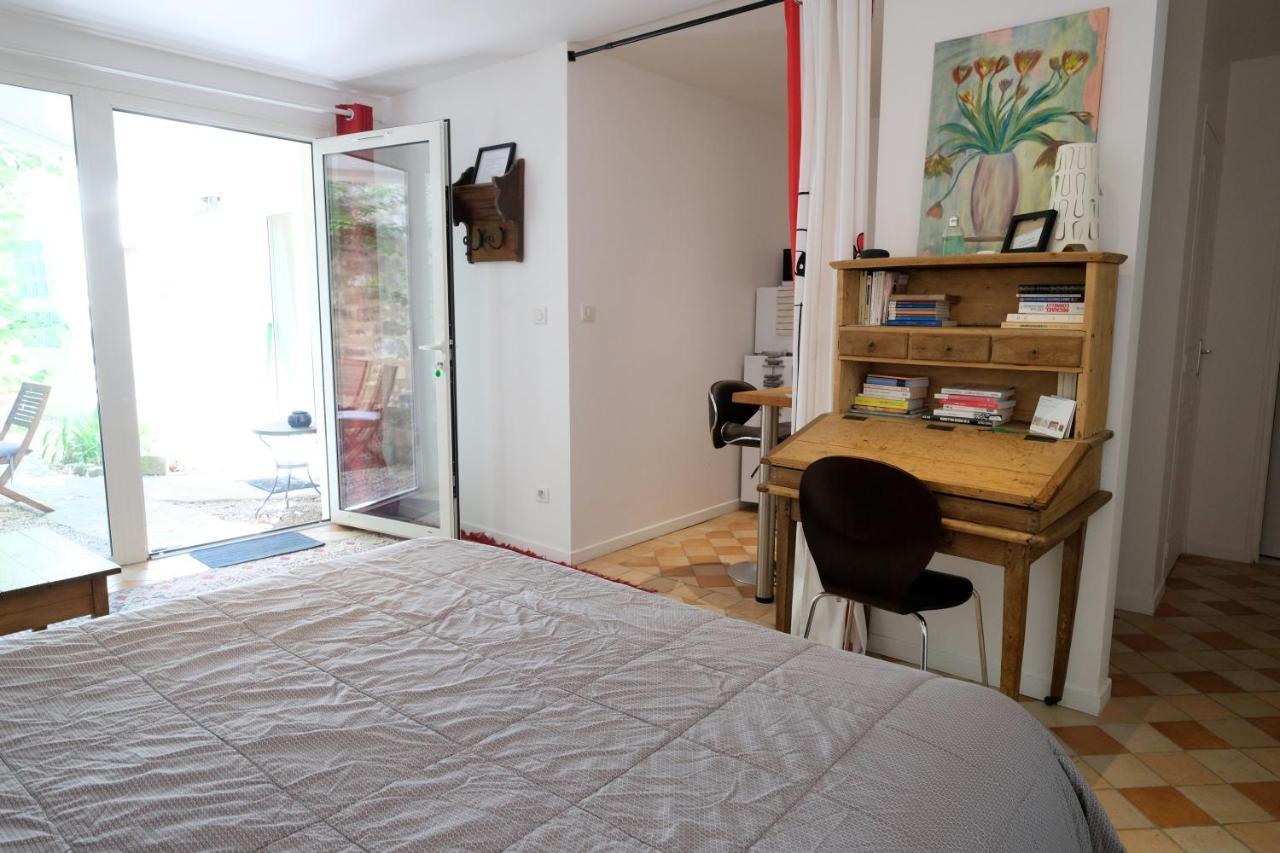 Le 3 Rue Grande Moret-sur-Loing Exterior foto